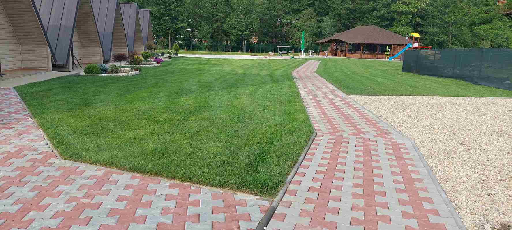 Hidrogarden Hidrogarden Proiectare gradini si spatii verzi 1 2