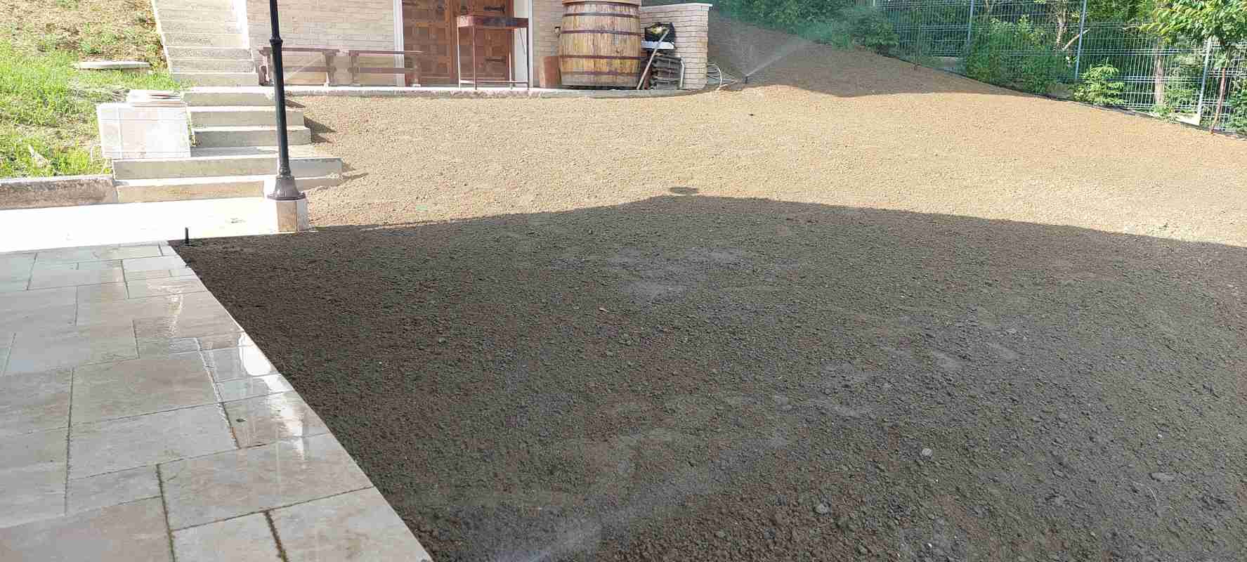 Hidrogarden Hidrogarden Realizare gradina in Curte de Arges in panta 04